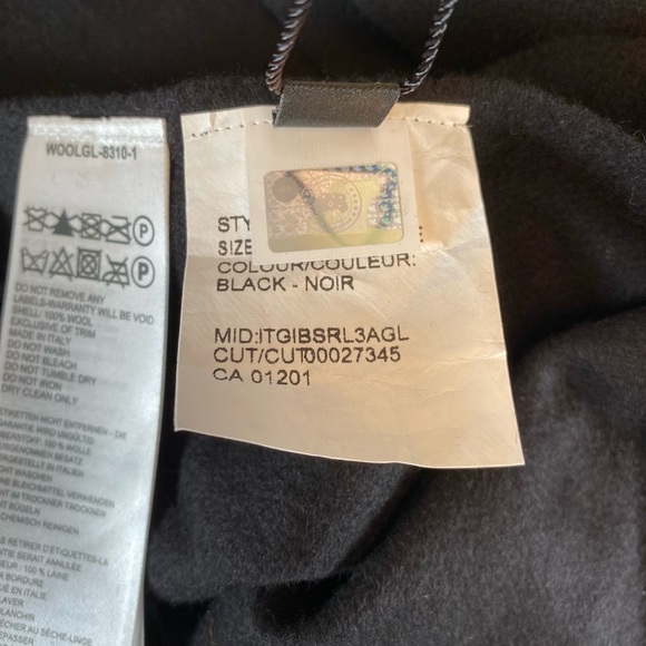 Canada Goose Ladies Solid Woven Scarf  Black - Picture 8 of 11